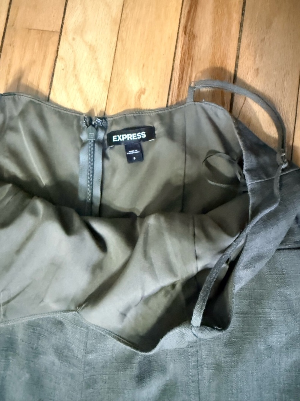 Women’s Olive Wide-Leg Jumpsuit with Spaghetti Straps - Picture 3 of 4